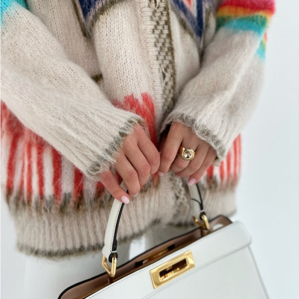 Commense | Caesars Palace Cardigan Sweater - Picture 4 of 15